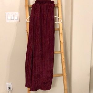 Velvet-feel wide leg pants